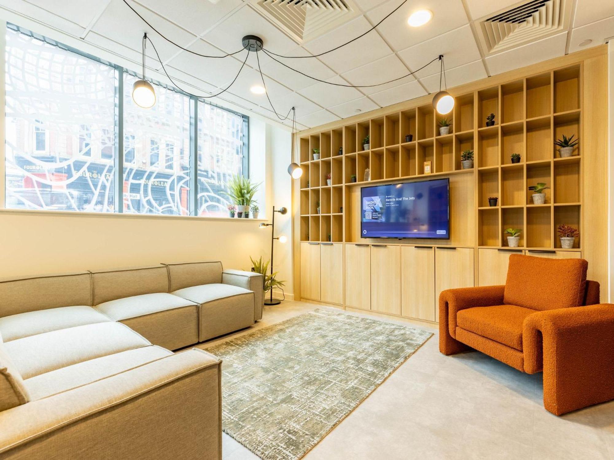 Apartment For Students Only - Your Perfect Student At Straits Manor In *